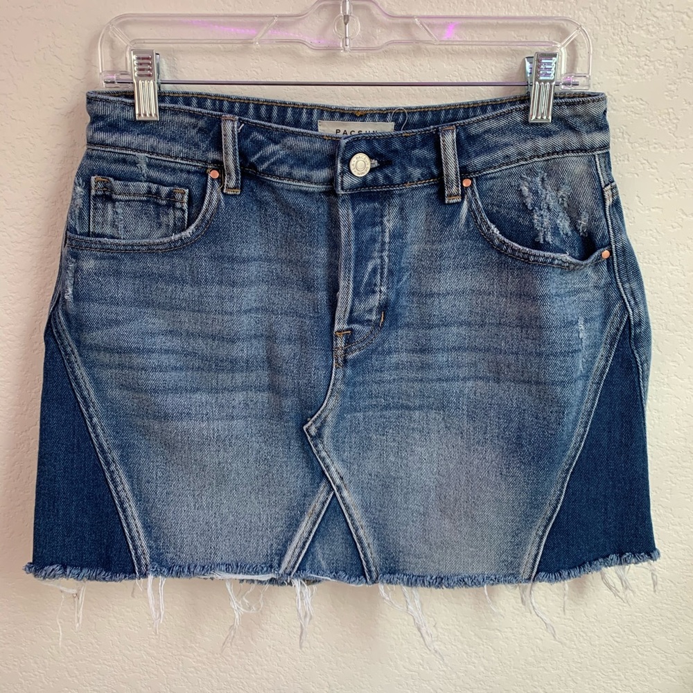 PacSun Jean Skirt Size: 28 Two Tone Button Fly